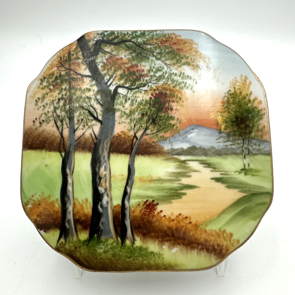 Gorgeous Vintage Kasuga Ware Japan Wall Pocket Pastural Scene Handpainted